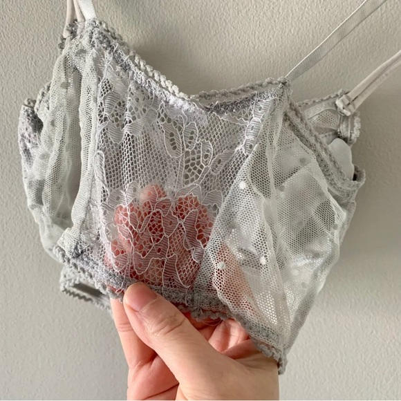 Cute bralette - Picture 3 of 5